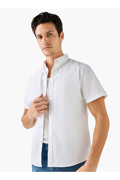 FAV قميص بقصّة عادية وأكمام قصيرة