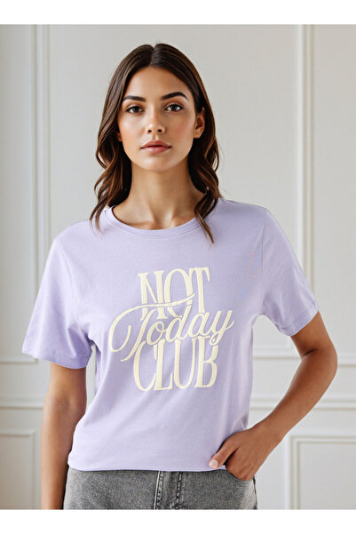 FAV Slogan Print Round Neck T-shirt