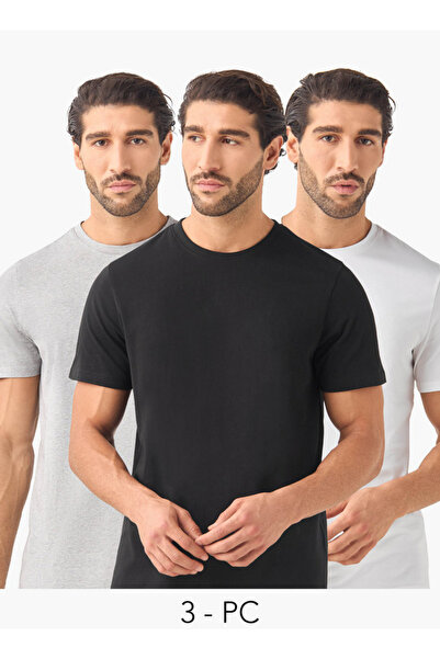 FAV مجموعة من 3 - تي شيرت بقصة ضيقة ورقبة دائرية