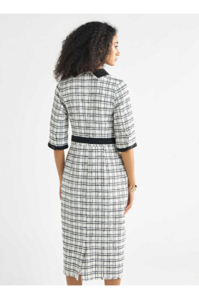 FAV Checked Shift Dress With Slit