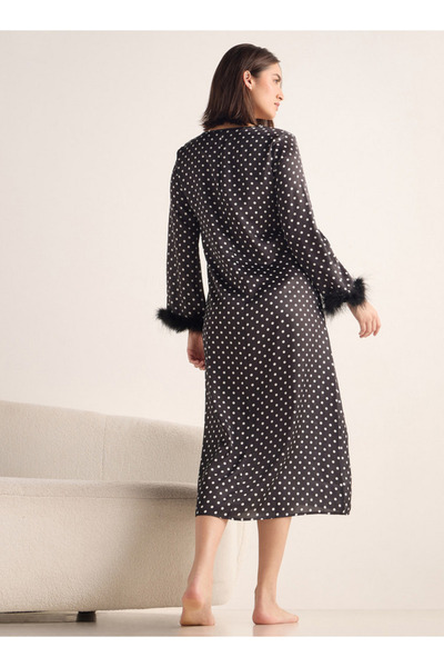 FAV All-Over Print Sleepshirt with Long Sleeves and V-neck