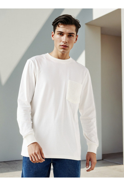 Lee Cooper Regular Fit T-shirt with Crochet Pocket