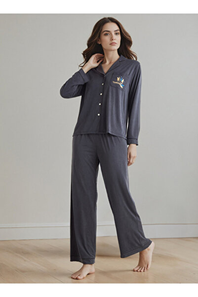 FAV طقم بيجاما بأكمام طويلة وياقة