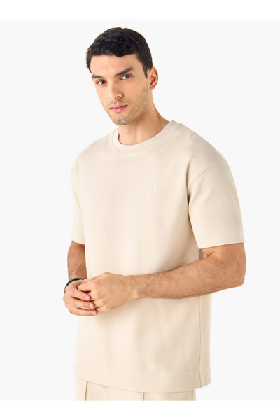 Emperor Emperor Applique Detail Crew Neck T-shirt with Short Sleeves