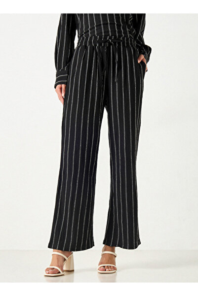 FAV Striped Pants with Drawstring Closure and Pockets