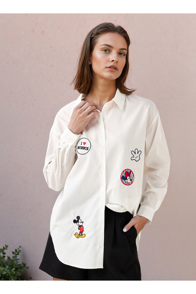 SP Characters قميص كبير الحجم بطبعة ميكي ماوس وميني ماوس مع حاشية عالية ومنخفضة
