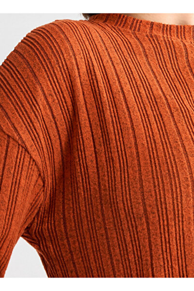 FAV Ribbed High Neck Sweater With Long Sleeves