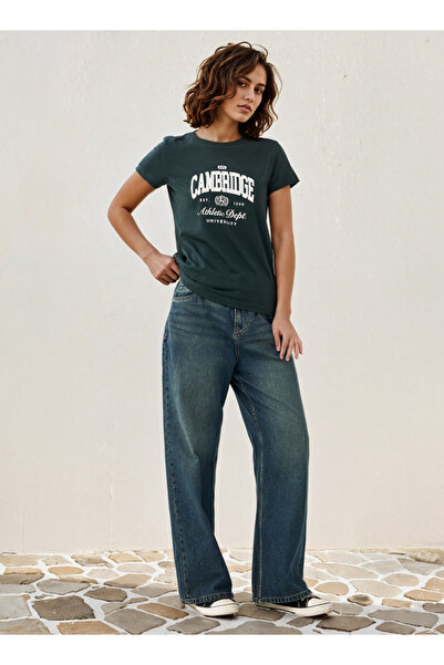 SP Characters قميص جرافيكي لجامعة كامبريدج