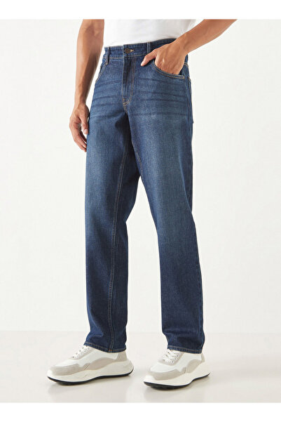 Lee Cooper Straight Cut Jeans With Pockets