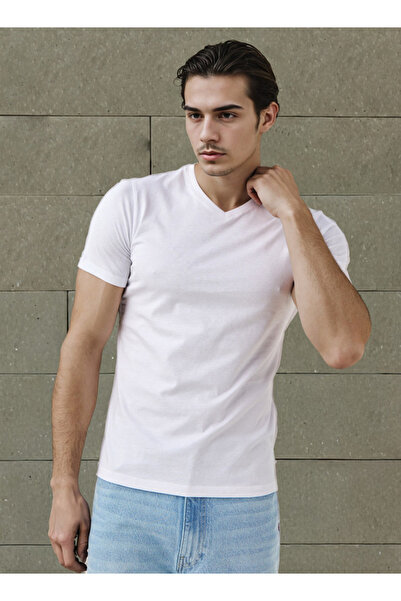 FAV Slim Fit T-shirt with V-neck and Short Sleeves
