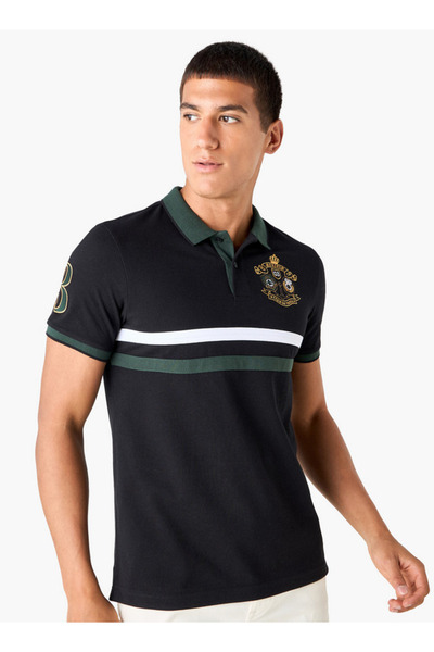 FAV تي شيرت بولو مطرز