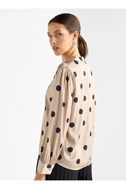 FAV All-over Polka Dot Print V-neck Top With Long Sleeves