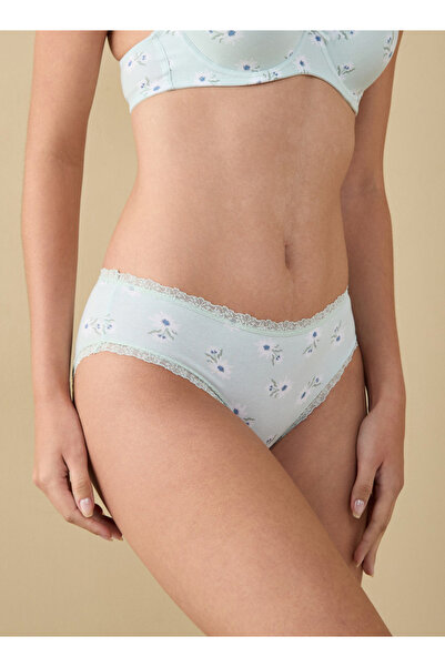 FAV شورت داخلي بطبعة زهور مع تفاصيل دانتيل وحزام خصر مطاطي