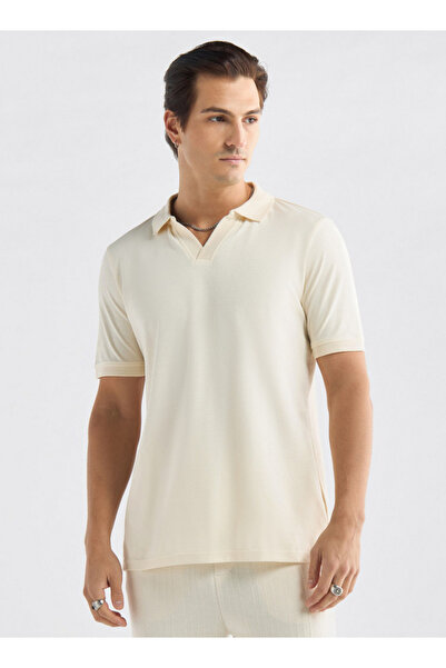 FAV Solid Polo T-shirt with Short Sleeves
