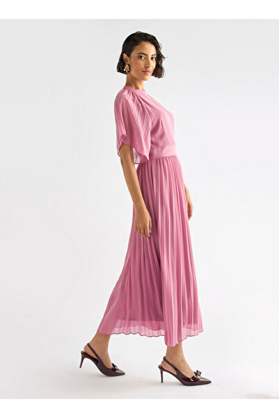 FAV Pleated Maxi Dress with Ruffle Sleeves