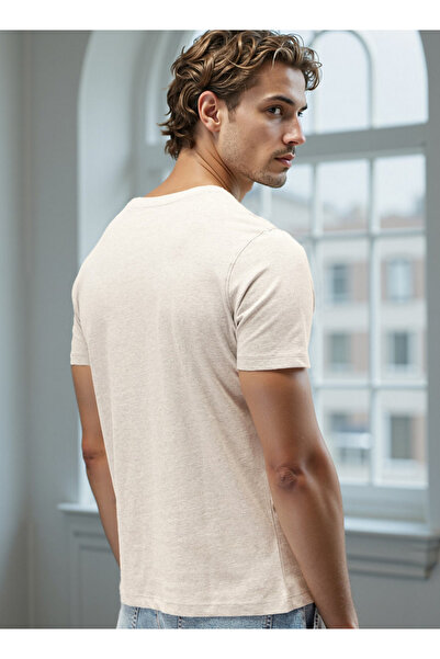 FAV Regular Fit Crew Neck T-shirt with Short Sleeves