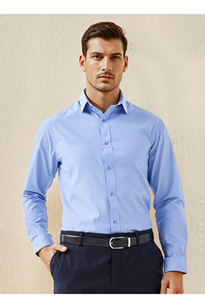 FAV قميص مخطط بياقة وقصّة عادية وأكمام طويلة