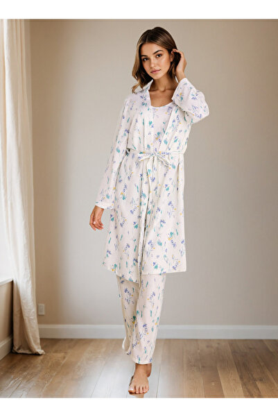 FAV طقم رداء وبيجامة مطبوع بالكامل