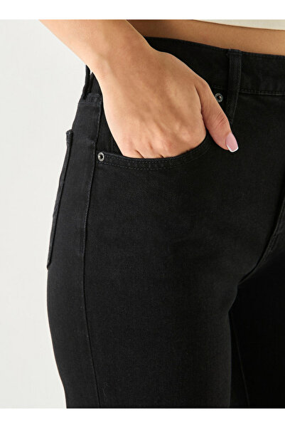 Lee Cooper Regular Fit Jeans with Pockets