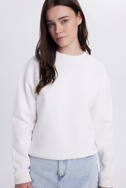 Tudors Women's Oversized wide cut cotton crew neck ecru sweatshirt