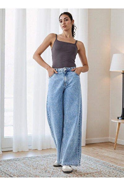 FAV Plain Square Neck Tank Top