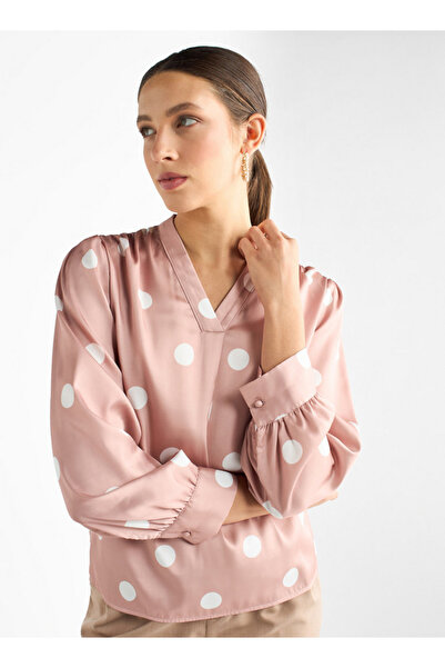 FAV بلوزة بطبعة نقاط البولكا في كل مكان وفتحة رقبة على شكل حرف V وأكمام طويلة