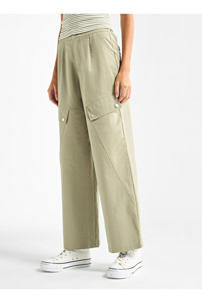 FAV Cargo Pants with Pockets