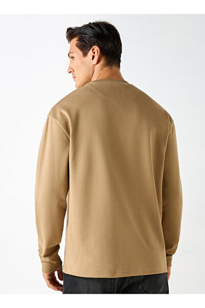 Iconic Embroidered Sweatshirt With Round Neck And Long Sleeves