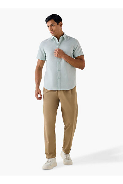 FAV Regular Fit Collared Oxford Shirt