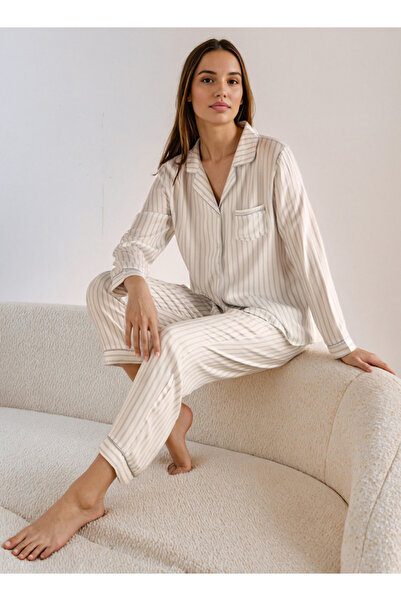 FAV طقم بيجامة مخطط