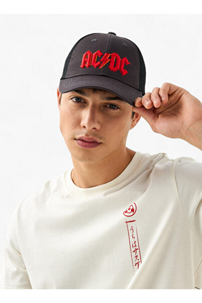 SP Characters قبعة سائق شاحنة مطرزة مع حزام إغلاق بإبزيم