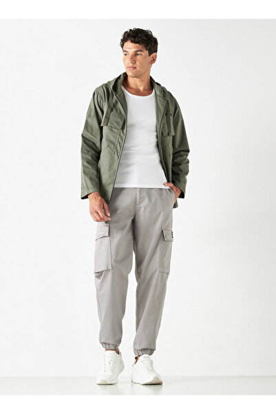 ECKO Unltd Solid Cargo Pants With Pockets