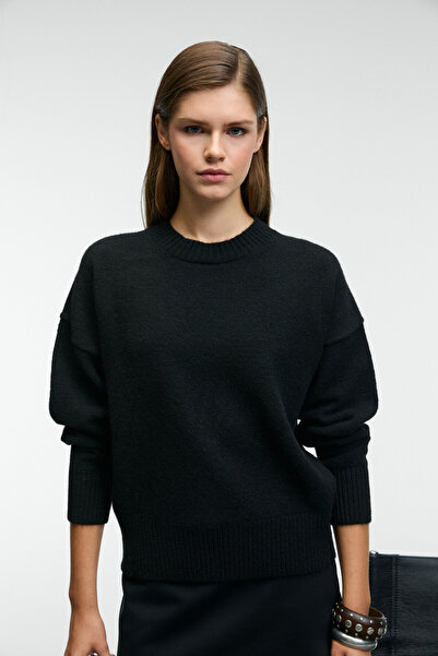 GRIMELANGE Nanna Women's Oversize Fit Soft Cashmere Crew Neck Thick Knitwear Black Sweater