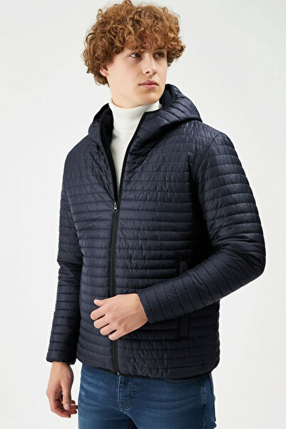 QAWWA Férfi sötétkék víz- és szélálló, zselés szálakkal steppelt sportkabát zsebekkel