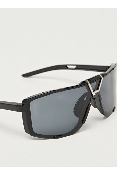 FAV Full Rim Tinted Sunglasses with Nose Pads