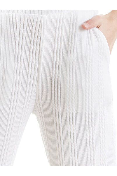 Denokids Girl's Pipe Leg Ecru Basic Sweatpants