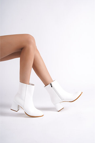 RİVONNA Günlük Kullanım Topuklu Yandan Fermuarlı Beyaz Rengi Kadın Botu