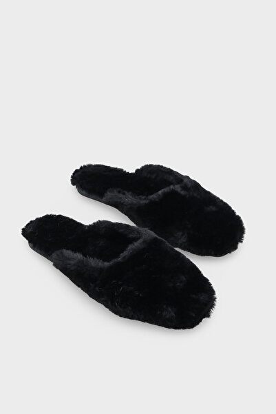 Capone Outfitters Cecile Women's Plush Closed Toe Slippers