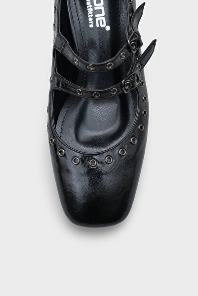 Capone Outfitters Sharona Mid Heel Strappy Studded Mary Jane Women's Shoes