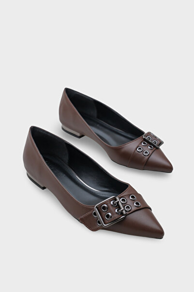 Capone Outfitters Krissie Pointed Toe Short Heeled Women's Ballerinas with Metal Accessories