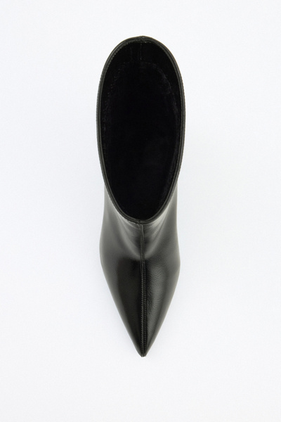 LUTVELIZADE Bot 2515 - Sivri Burun Dikiş Detaylı Siyah Kadın Bot