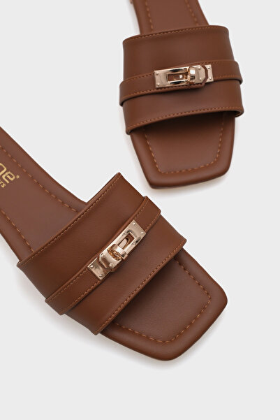 Capone Outfitters Kim Γυναικείες Παντόφλες