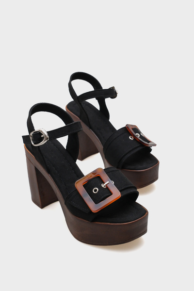 Capone Outfitters Marit Platform Leopard Buckle Women's Sandals