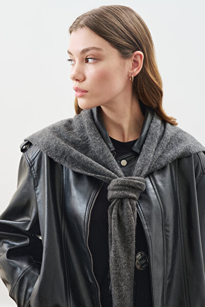 Manuka Square Neck Tie-Up Knitwear Scarf Anthracite