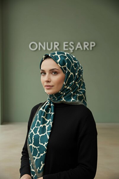 Onur وشاح شتوي من القماش السميك الخفيف - متجر أزياء تريند