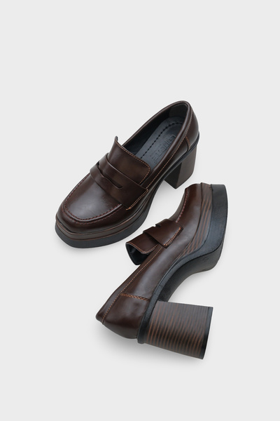 Capone Outfitters Danni 1003 Жіночі лофери з круглим носком і середньою підбором