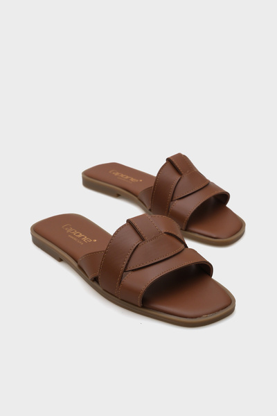 Capone Outfitters شباشب زارين النسائية