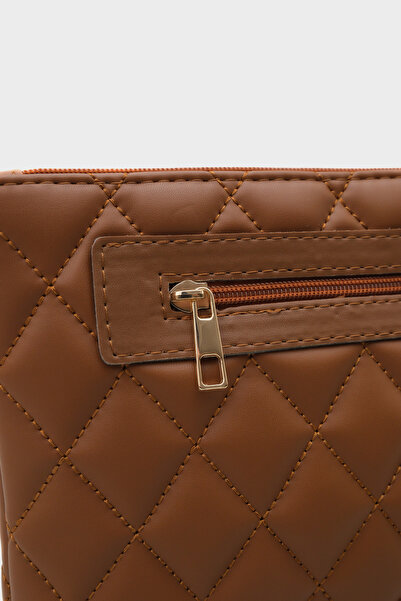 Capone Outfitters Paris Quilted Women's Tan Bag