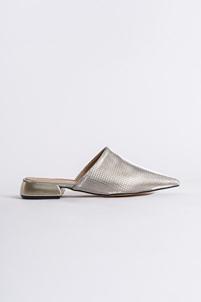 Capone Outfitters Pointed Toe Short Heeled Closed Women's Slippers