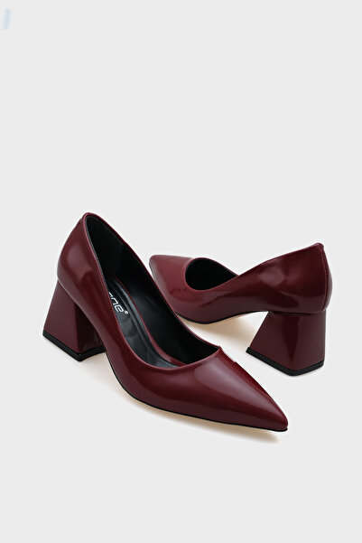 Capone Outfitters Középsarkú, puha párnázott talpú női cipő